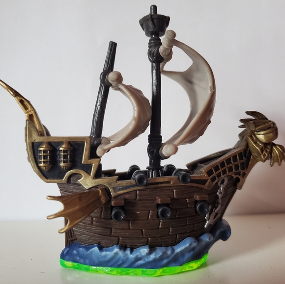2011 Activision Skylanders Spyro's Adventure Pirate Ship Figure - Picture 1 of 5
